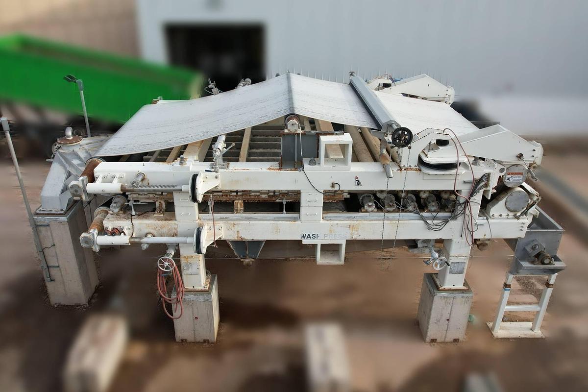 Used 120" WIDE PRESS TECHNOLOGIES HEAVY DUTY 3.0M  WEDGE THICKENER