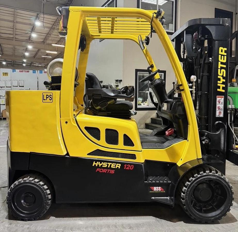 Used 12,000 POUND LB. MODEL S120FTPRS FORKLIFT ROLL CLAMP TRUCK MANUFACTURED 2022 ONLY 1,134 HOURS