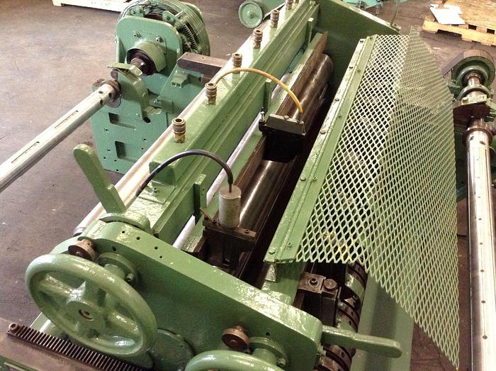 Used 42" REFURBISHED KIDDER CW CENTERWIND SLITTER REWINDER SHEAR AND SCORE SLITTING - PENDING LS