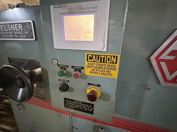 Used 30" WIDE ELSNER V4 30 WITH COMPLETE WET WIPE PACKAGING