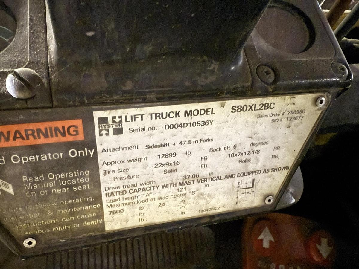 Used 8,000 POUND HYSTER 80 FORKLIFT