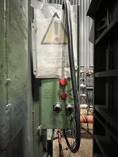Used SENCO MODEL 60E VERTICAL BALER