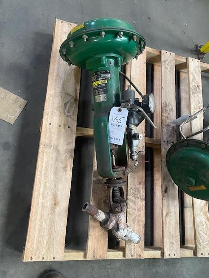 Used FISHER CONTROL VALVE 