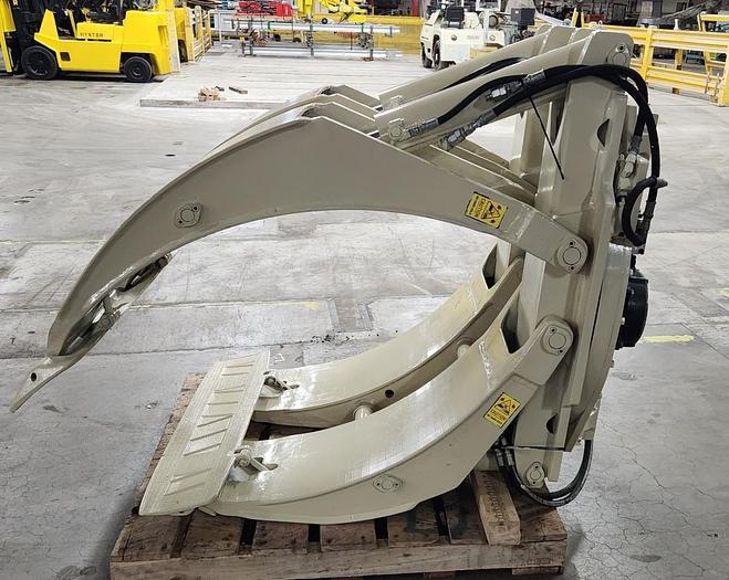 Used CASCADE 100F-RCP-03CR4 PAPER ROLL CLAMP 72 INCH DIAMETER CLASS IV