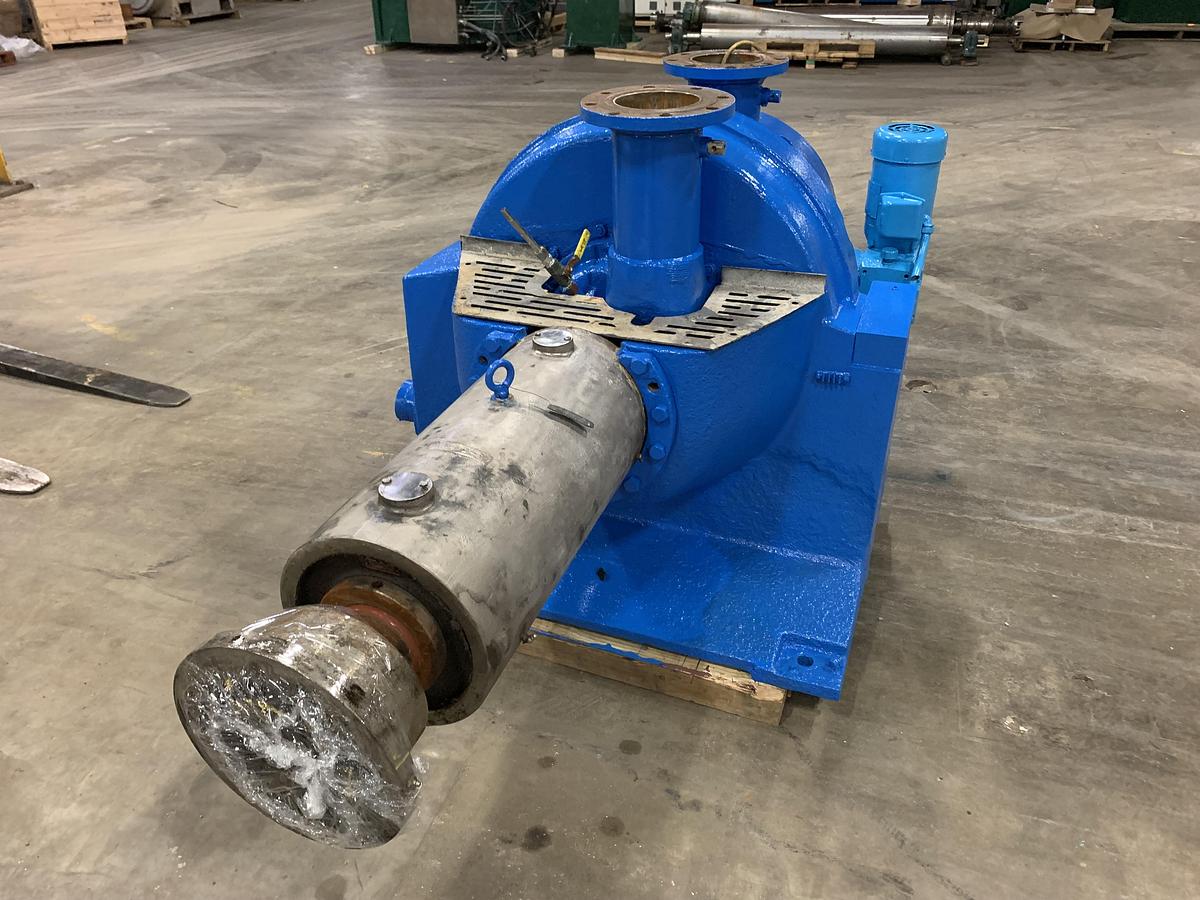 Used 26" BOLTON EMERSON DISC REFINER WITH 500 HP MOTOR