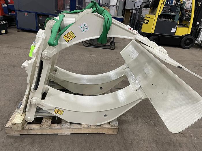 Used CASACDE R60G-RCP TISSUE ROLL CLAMP CLASS III