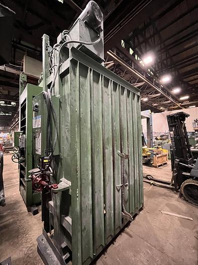Used SENCO MODEL 60E VERTICAL BALER