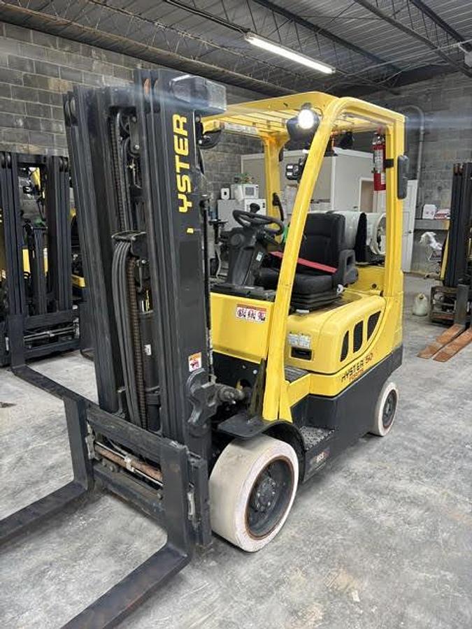 Used 5,000 LB HYSTER S50FT LH83"/RH189" 4 WAY HYDRAULICS SINGLE DOUBLE ATTACHMENT MFG 2021