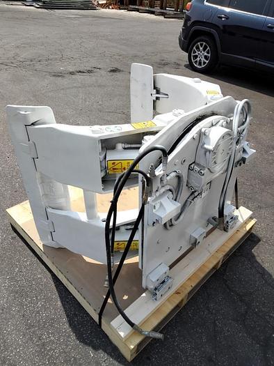 Used CASCADE Q45F-RC-01A 48" DIA. ROLL CLAMP CLASS III Pending