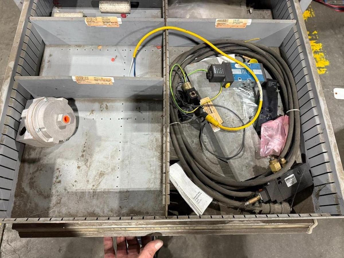 Used LYON MSSII 10 DRAWR TOOL CABINET CONTENTS NOT INCLUDED