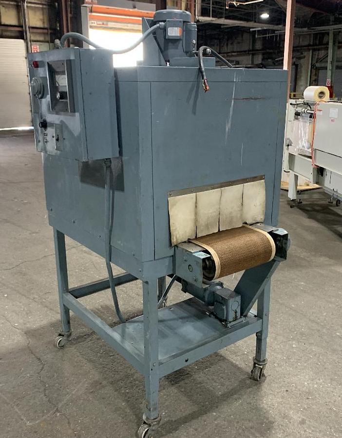 Used SHANKLIN F-5A AUTOMATI SIDE SEAL SHRINK SYSTEM WITH SHANKLIN T-7XL SHRINK TUNNEL