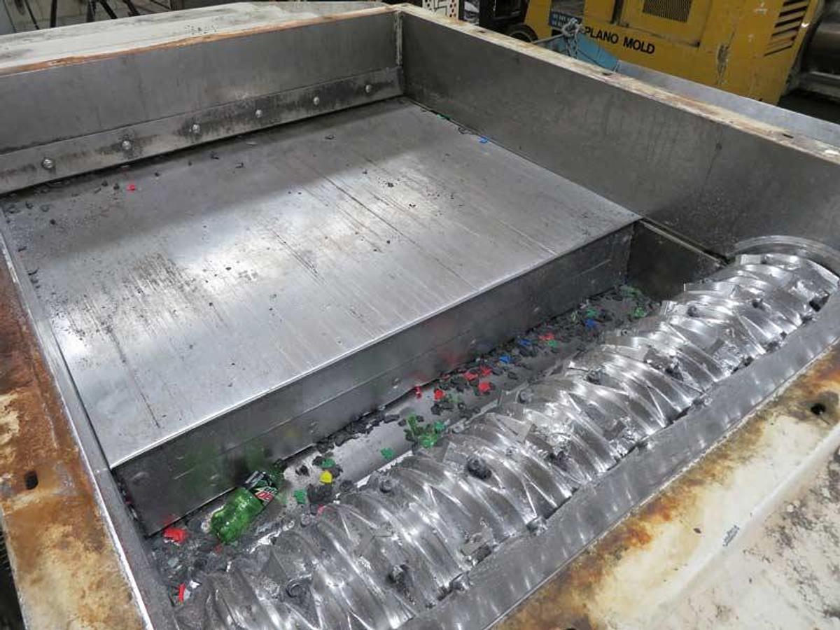 Used VECOPLAN RG62/150 UXL SINGLE SHAFT SHREDDER 150HP - MFG 2010