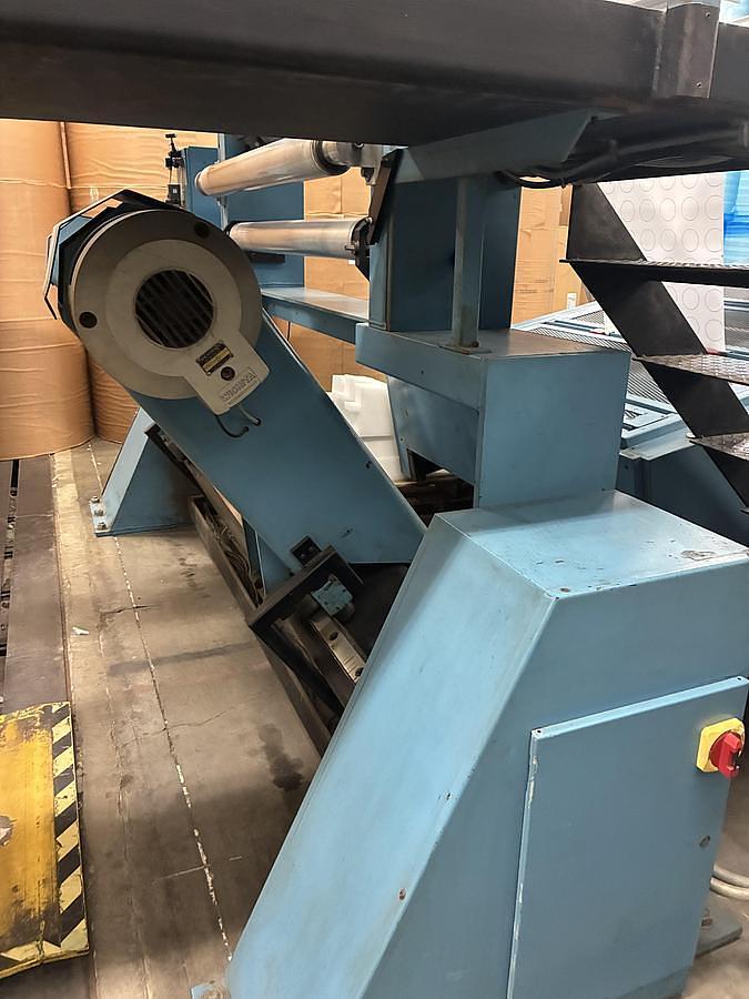 Used 38" WIDE EVTEC DUAL ROTARY CUT SIZE SHEETER
