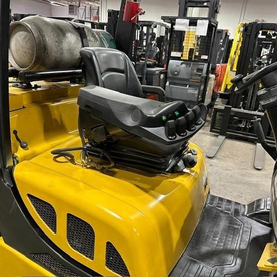 Used 12,000 POUND LB. YALE MODEL GLC120VX WITH 72" CASCADE CLAMP 85"/163" MAST LOW HOURS 3,157