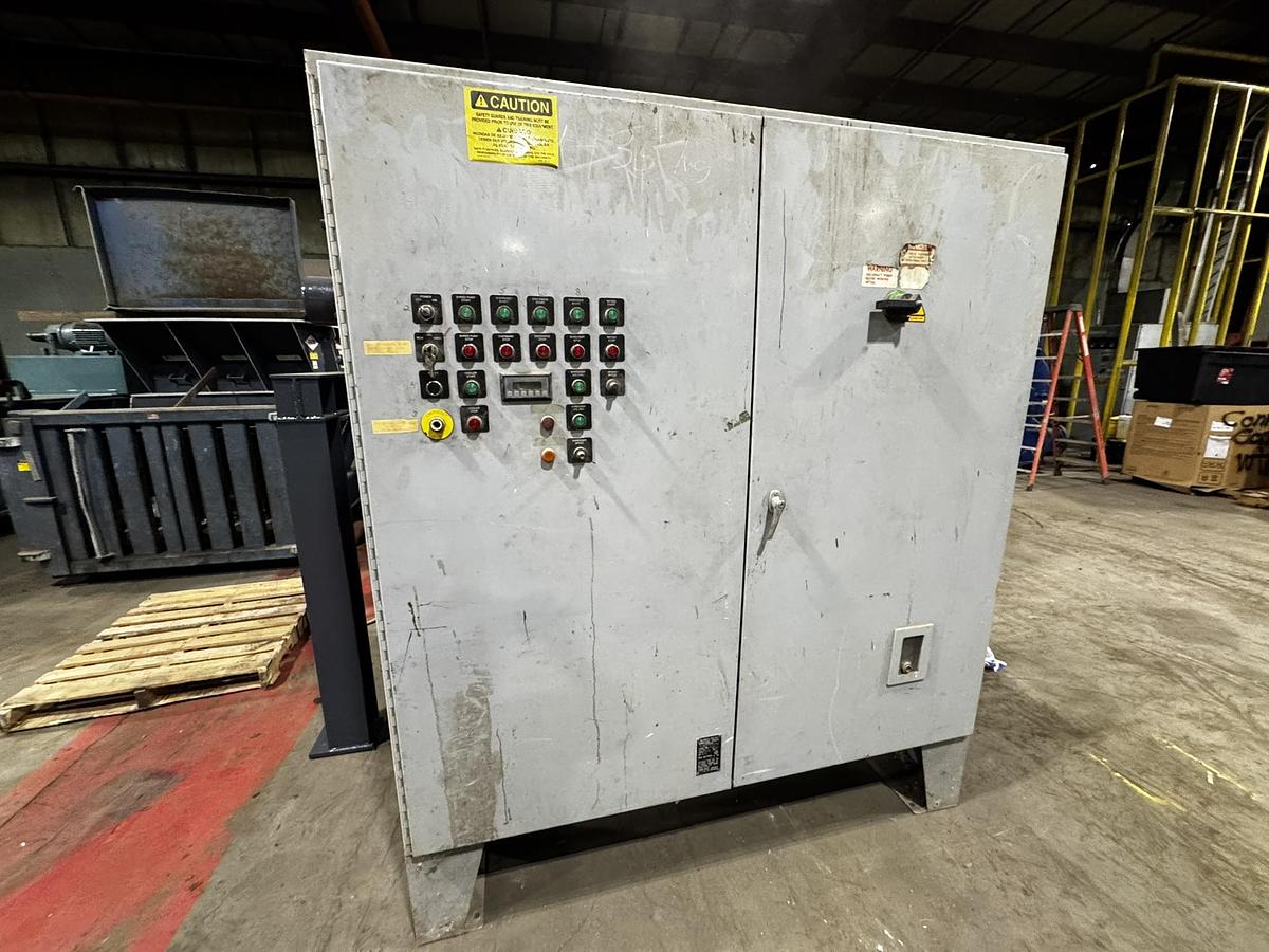 Used SHRED TECH MODEL ST-100 DUAL SHAFT SHREDDER 150HP
