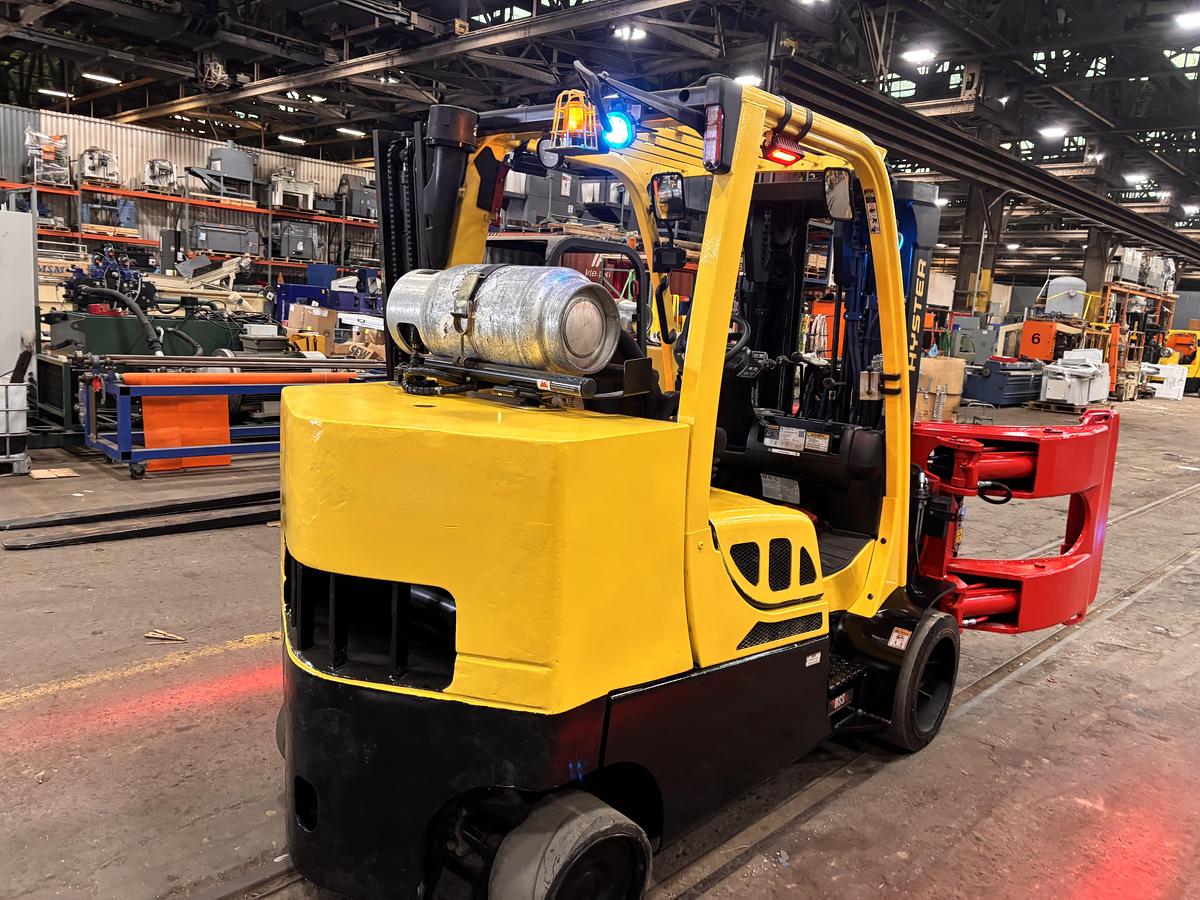 Used 12,000 POUND HYSTER S120FTPRS FORKLIFT WITH PAPER ROLL CLAMP MFG. 2020 LOW MAST