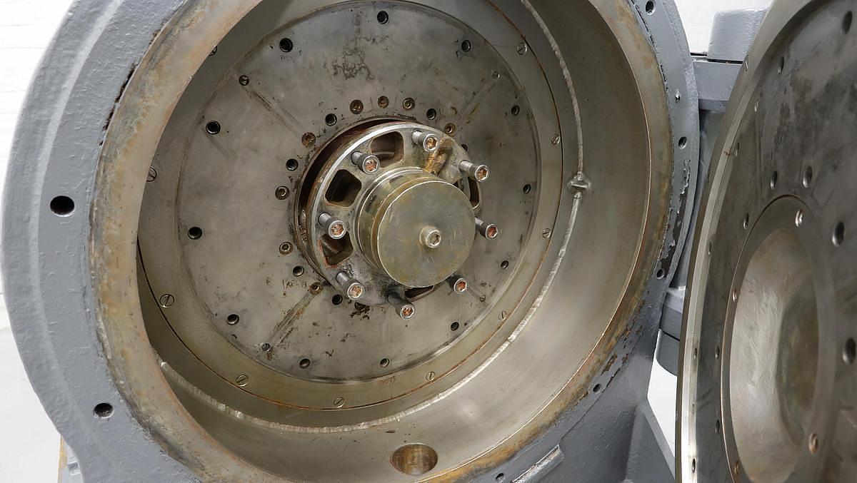 Used BELOIT / GLV DD4000 26"/30" DISC REFINER