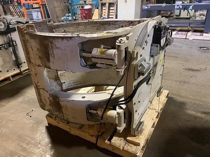Used CASACDE MODEL 42H-RCP-4A-0085 72" DIAMETER ROLL CLAMP-PENDING SALE