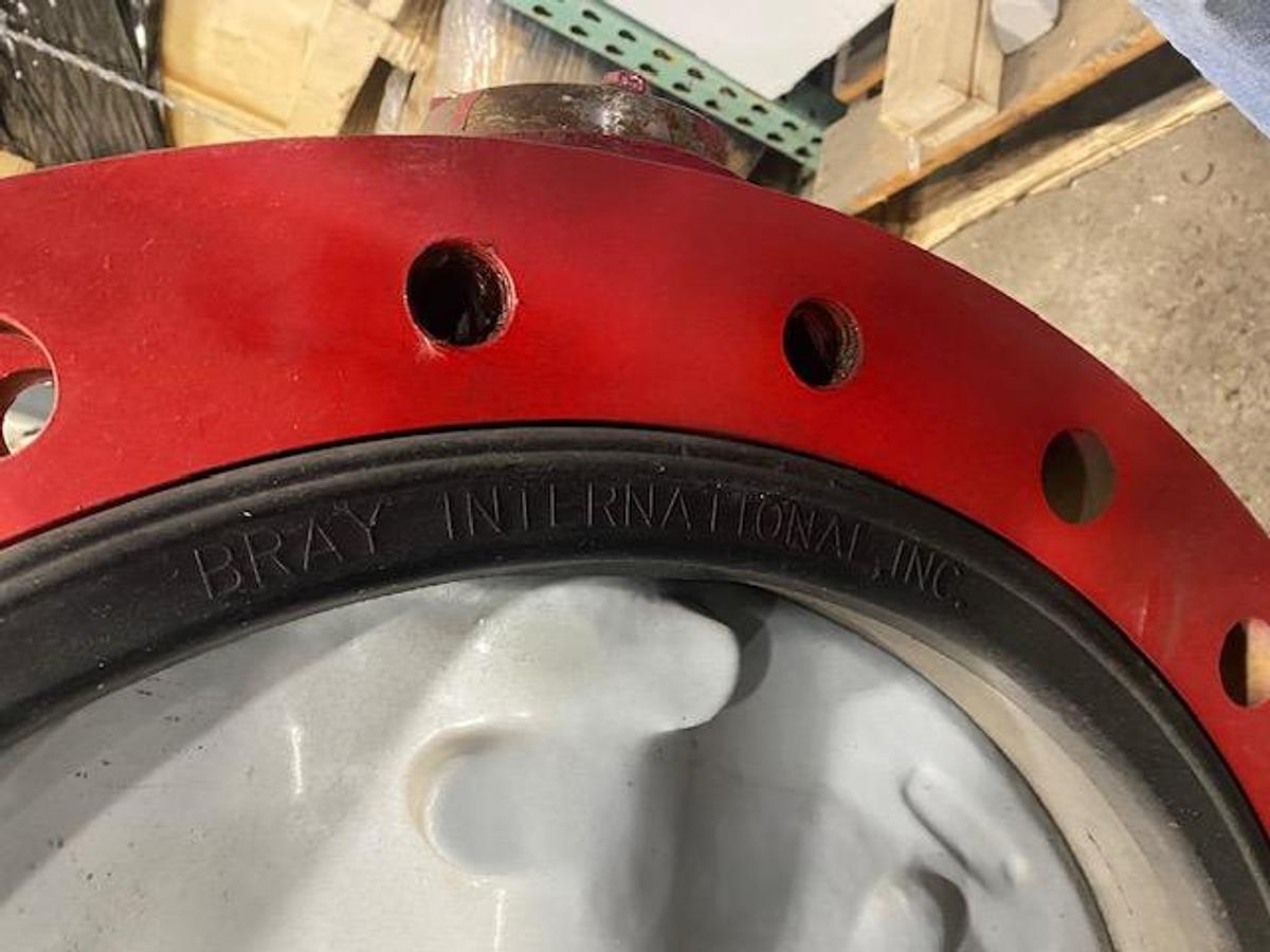 Used  FLOWSERVE AUTOMAX PNEUMATIC BRAY INTERNATIONAL BUTTERFLY VALVE 