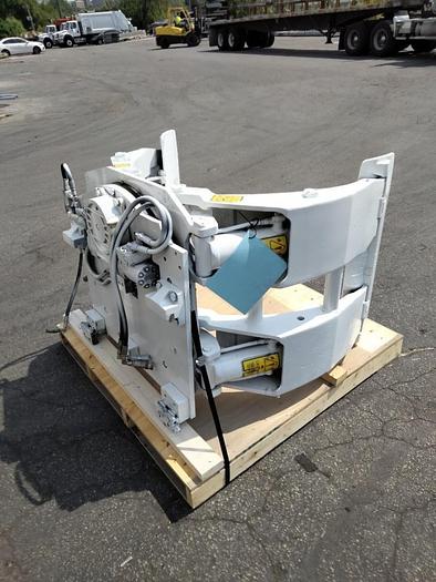 Used CASCADE Q45F-RC-01A 48" DIA. ROLL CLAMP CLASS III Pending