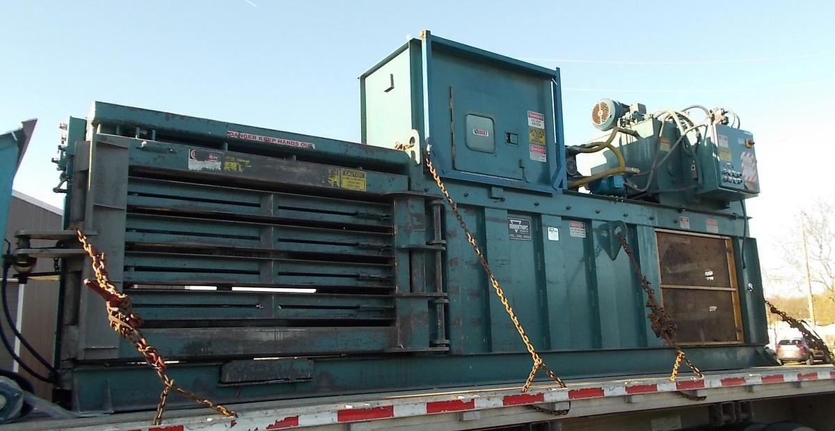 Used MARATHON HORIZONTAL MODEL SE-503042-720 7" CYLINDER W/20HP MOTOR & SIDE DISCHARGE BALER