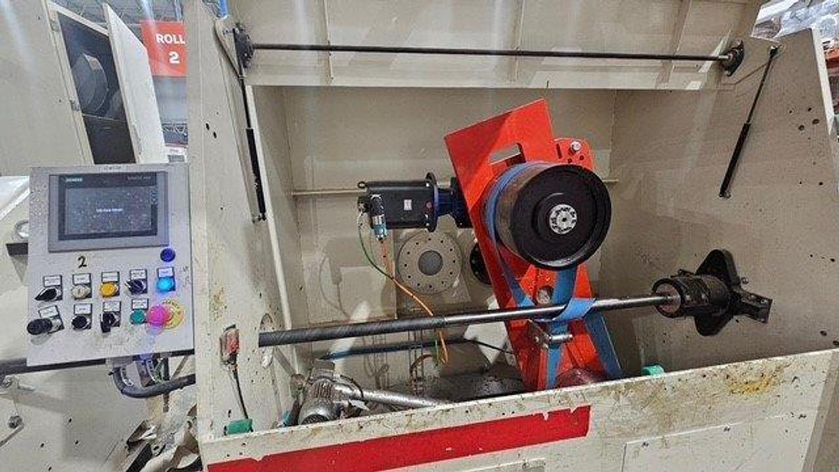 Used 108" WIDE UNIVERSAL TISSUE TECHNOLOGY BRT/KRT REWINDING LINE W/4 LANE LOG SAW