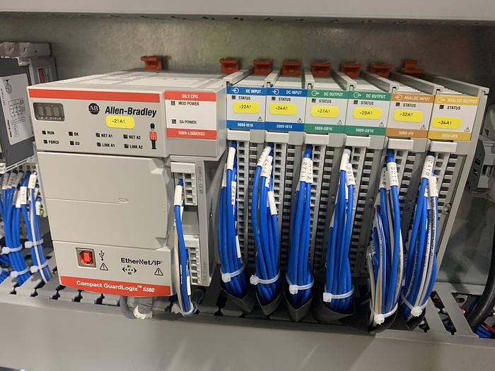 Used 94" WIDE ELITE CAMERON MODEL CW800HD CANILEVERED DUPLEX SLITTER REWINDER