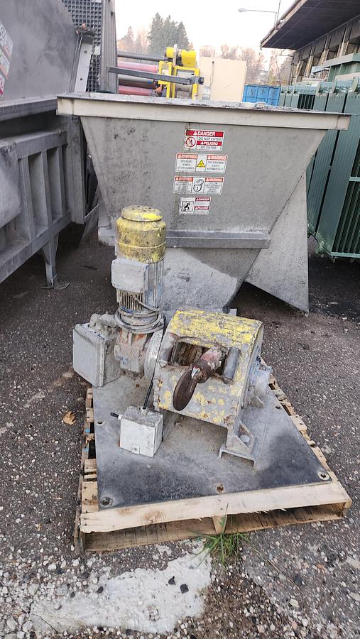 Used SEBRIGHT PRODUCTS BRIGHT TECHNOLOGIES MODEL 4030XS-1-7-SS HIGH DENSITY DEWATERING COMPACTOR EXTRUDER MANUFACTURED 2019