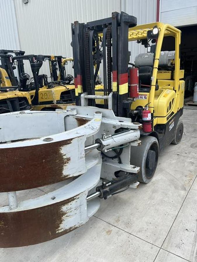 Used 15,500LB. HYSTER MDL S155FT WITH 84" CASCADE EXTRA HEAVY CASCADE PAPER ROLL CLAMP MFG 2019 SINGLE STAGE MAST