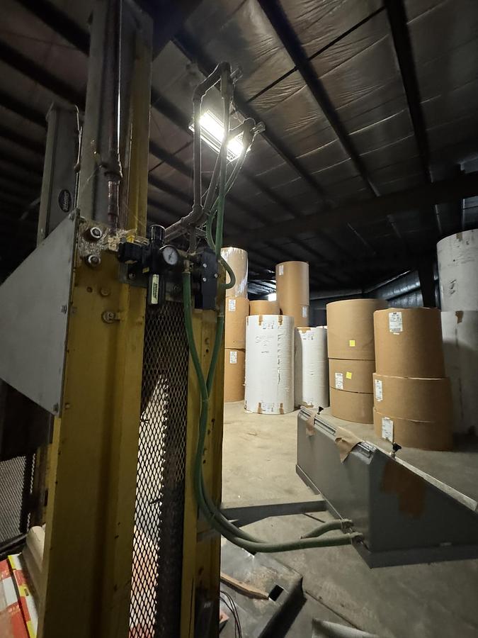 Used 42" WIDE PNEUMATIC ROLL SPLITTER 42" DIAMETERS