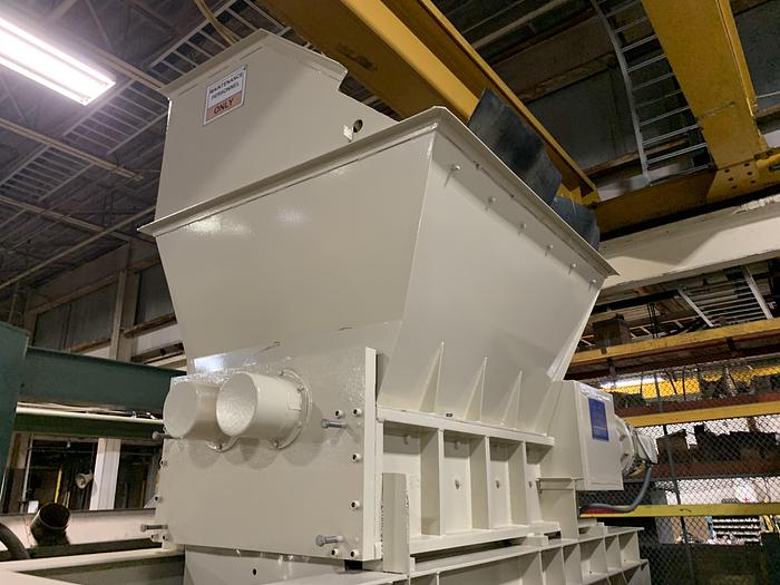 Used SHRED-TECH MODEL AZ-80 SHREDDER