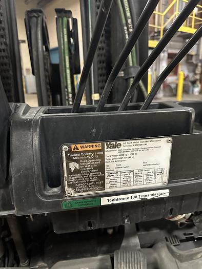 Used 8,000 POUND CAPACITY YALE GLC080VXNGSE88 FORKLIFT SIDESHIFTER AND FORK POSITIONER - ON HOLD (NEEDS WORK)