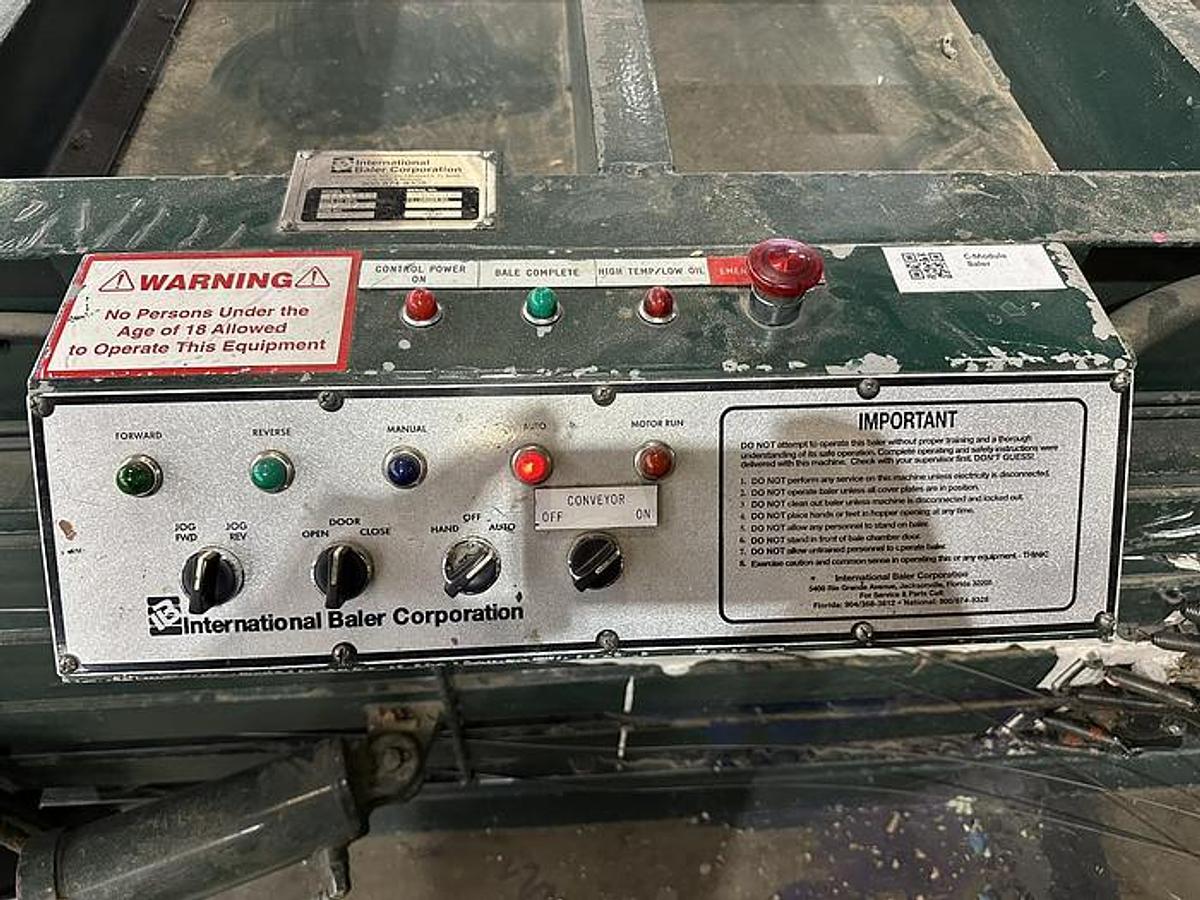 Used 2006 INTERNATIONAL BALER CORPORATION NA-1295-48 HORIZONTAL CLOSED DOOR BALER