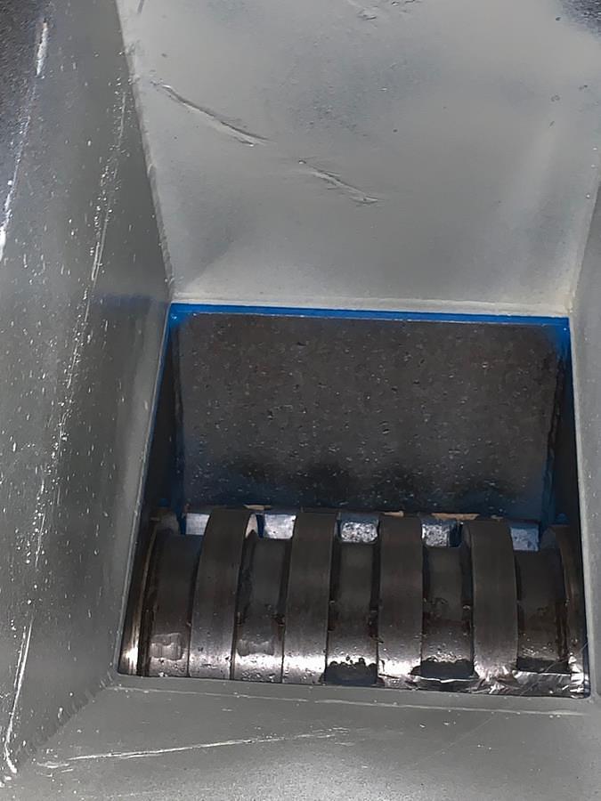 Used ROBERT HUNZIKER 60HP/45kw RIPPER MILL