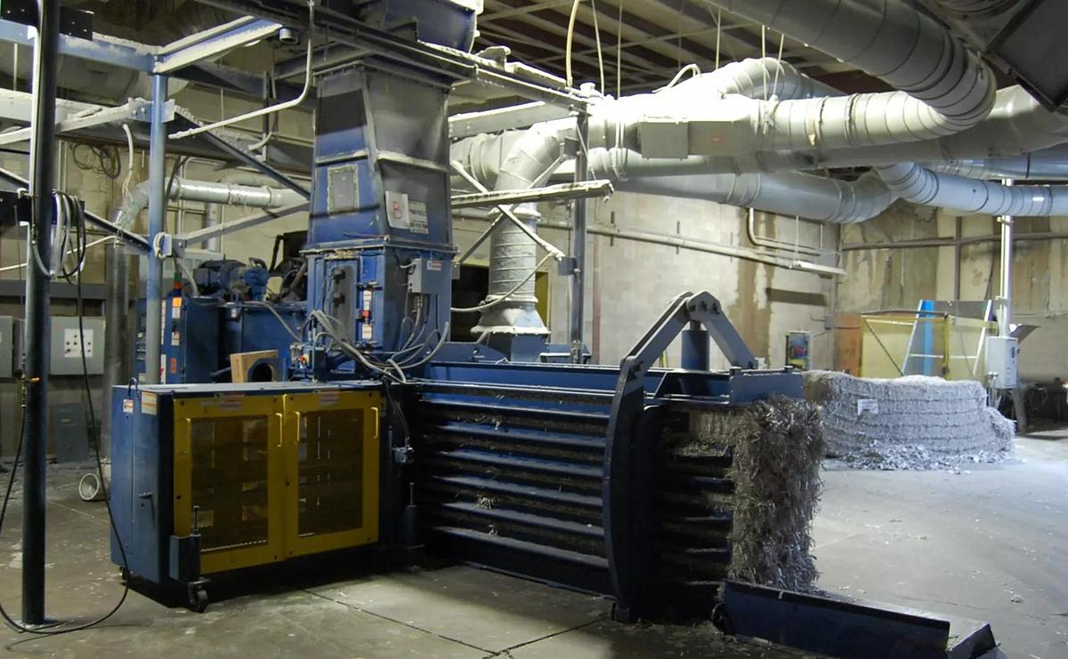 Used 30 HP HORIZONTAL AUTO TIE AMERICAN BALER MODEL PAC4029730