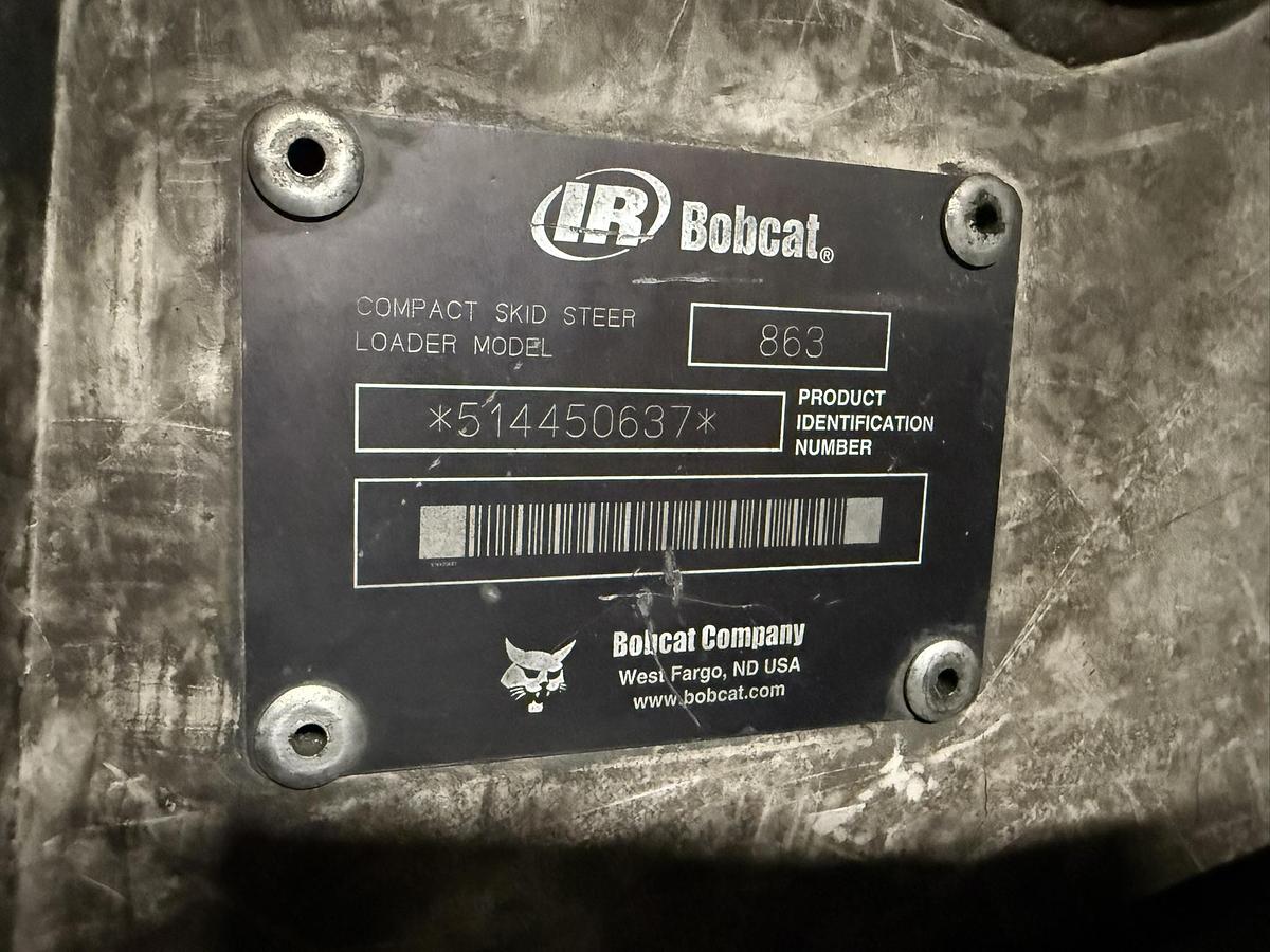 Used BOBCAT 863 SKID STEER