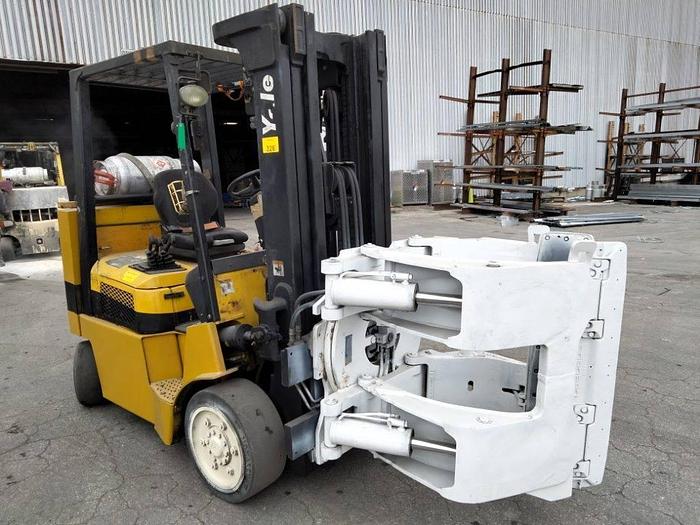 Used 8,000 POUND YALE FORKLIFT MODEL GLC080LJNGAE088 PAPER ROLL CLAMP TRUCK 51" DIAMETER