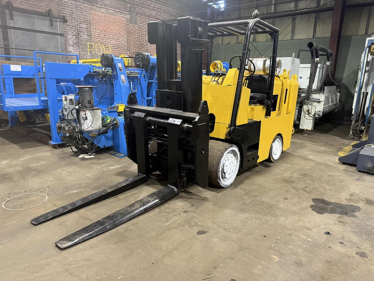 Used 20,000 LB. SILENT HOIST MODEL FK S12 FORKLIFT WITH 4334 HOURS
