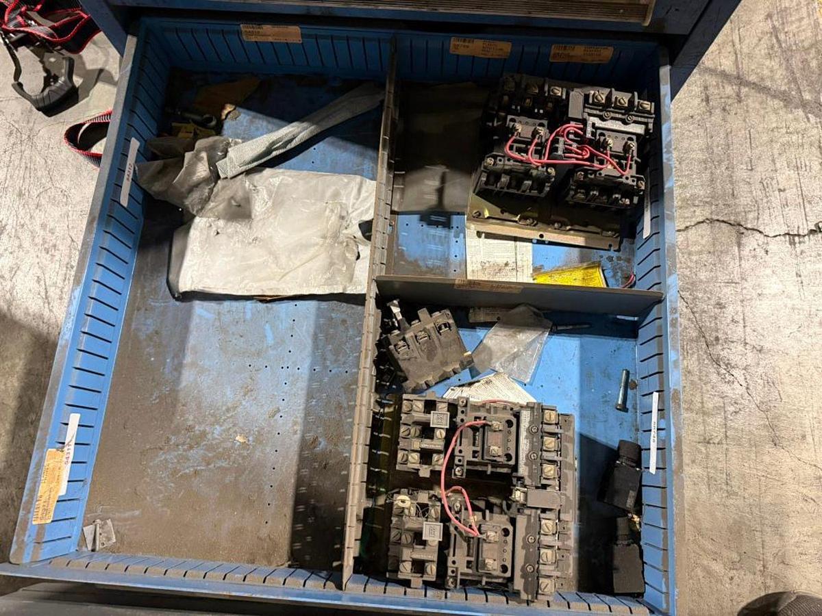 Used LYON 11 DRAWER TOOL CABINET