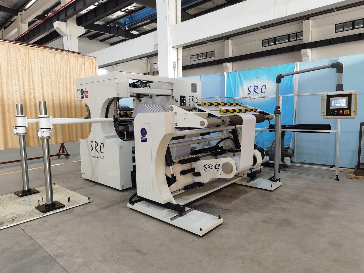 Used 31" WIDE SRC SYSTEMS LTD. 1060CS CANTILEVERED CENTER SURFACE DUPLEX SLITTER - 2025