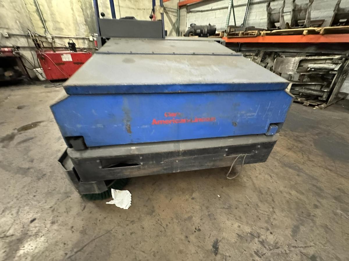 Used AMERICAN LINCOLN TECHNOLOGY FLOOR SWEEPER MODEL 579-541