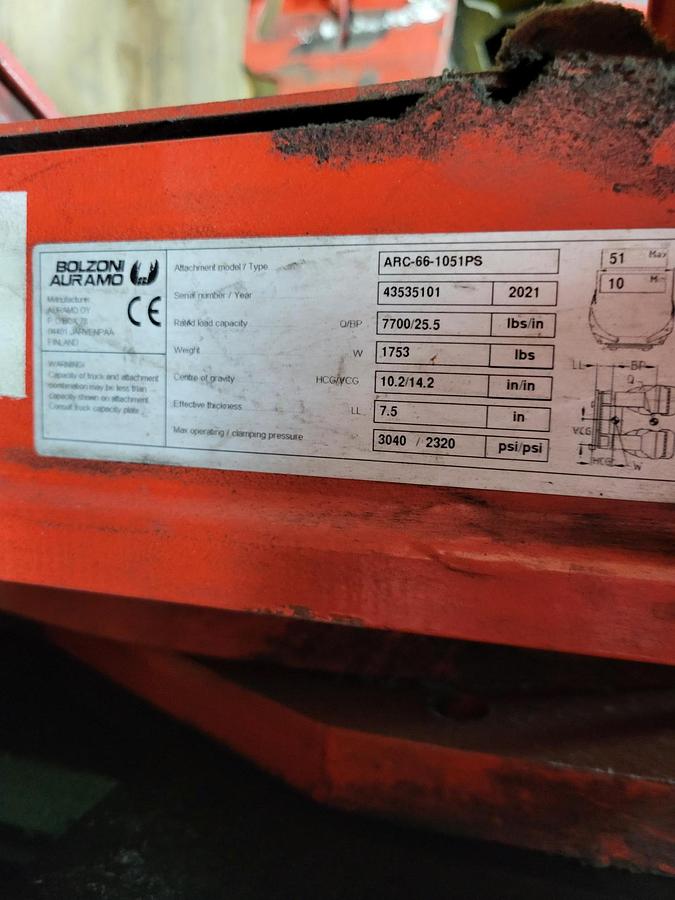 Used 8,000 POUND YALE MODEL GLC080VX WITH 51" PAPER ROLL CLAMP 5,500 HOURS MANUFACTURED 2021