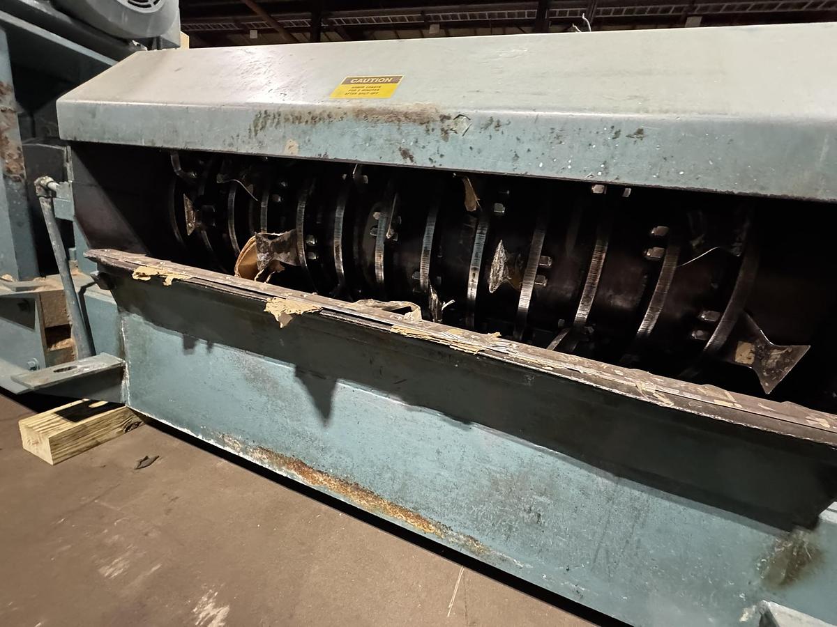 Used MAREN MODEL 72-S-0E-75 40HP HORIZONTAL AUTO-TIE BALER W/ MAREN MODEL 60 SHREDDER & CONVEYOR