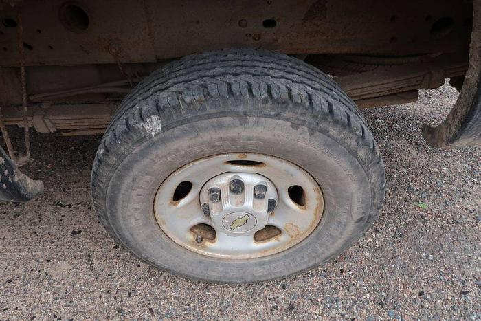 Used 2007 GM 2500HD 4X4 PICKUP TRUCK