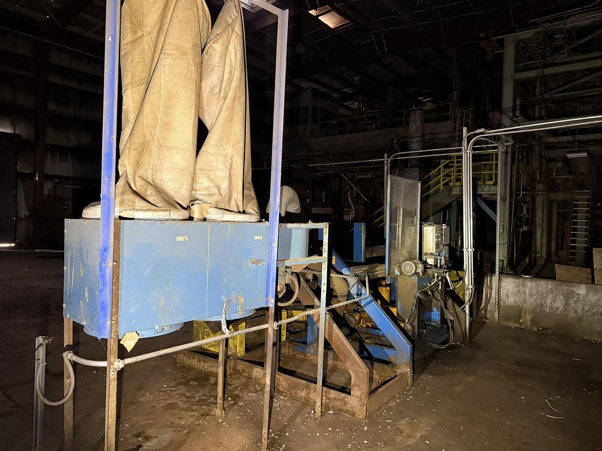 Used L-M EQUIPMENT CO PS150-7-404 ROLL SAW