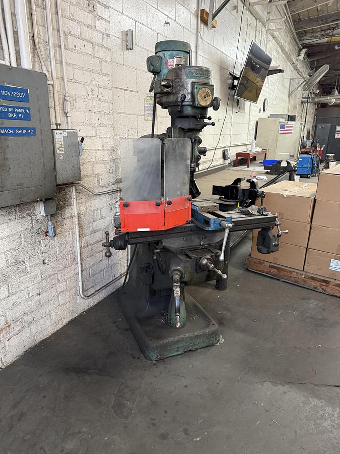 Used BRIDGEPORT MILLING MACHINE