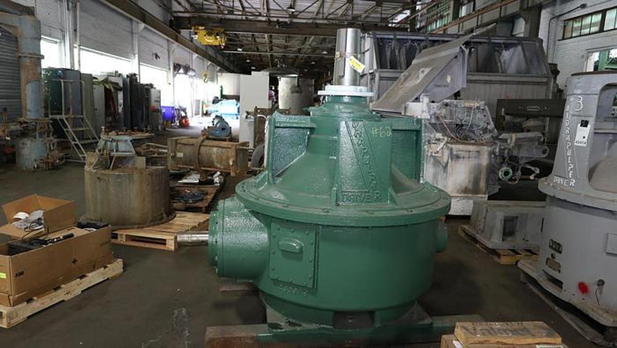 Used BLACK CLAWSON SIZE 4 PULPER DRIVE 4.37/1 RATIO STOREROOM SPARE