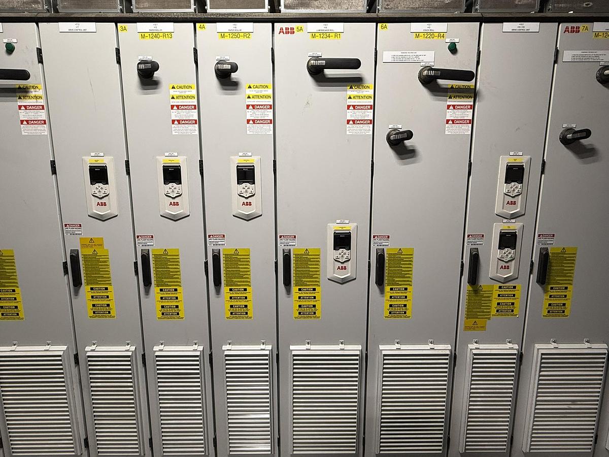 Used 110" (2.8M) VOITH FOURDRINIER PAPER MACHINE (2002) – LINERBOARD / TUBE & CORE – 72" DIAMETER DRYERS – DUAL SHOE PRESS (LBM)