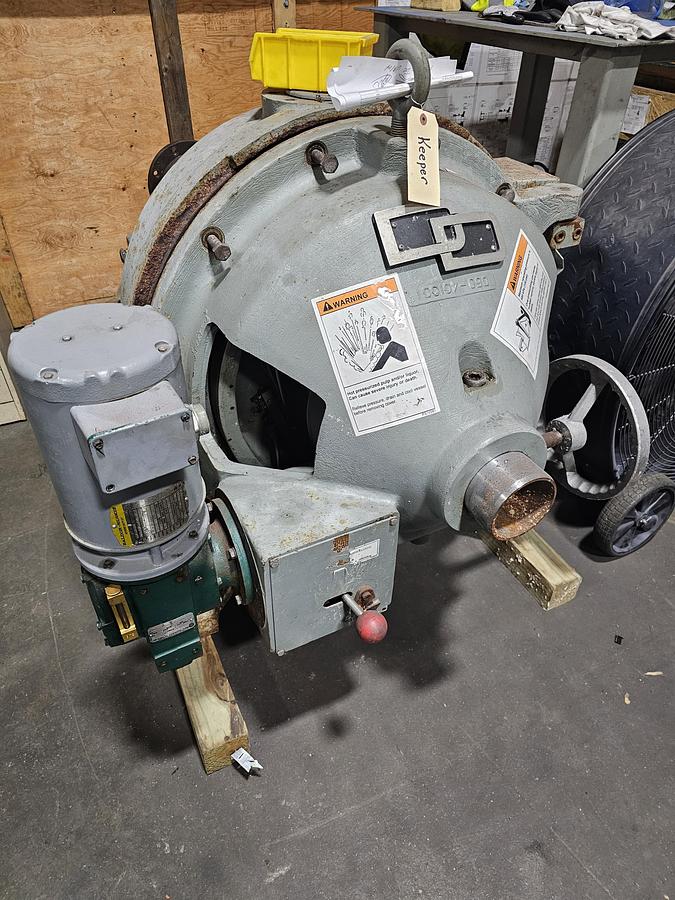 Used BELOIT DD4000 SERIES 24" DISC REFINER - NEW SHAFT QUILL & PLATES