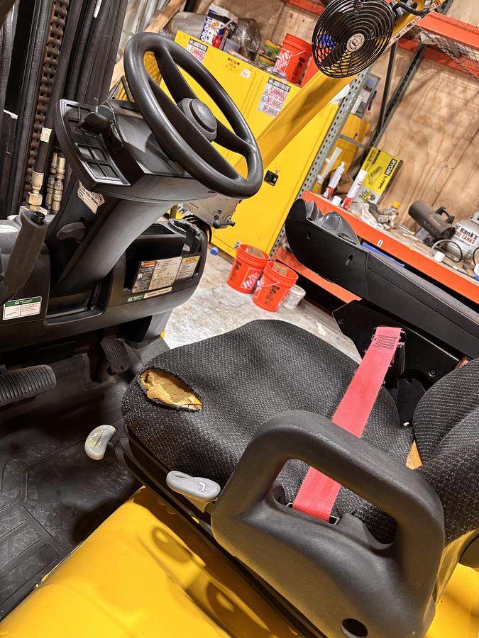 Used 12,000 POUND HYSTER S120FTPRS ROLL CLAMP FORKLIFT TRUCK LOW HOURS